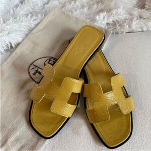 Yellow Slide Sandals HERMES Verni Epsom Oran Sandals in 37
